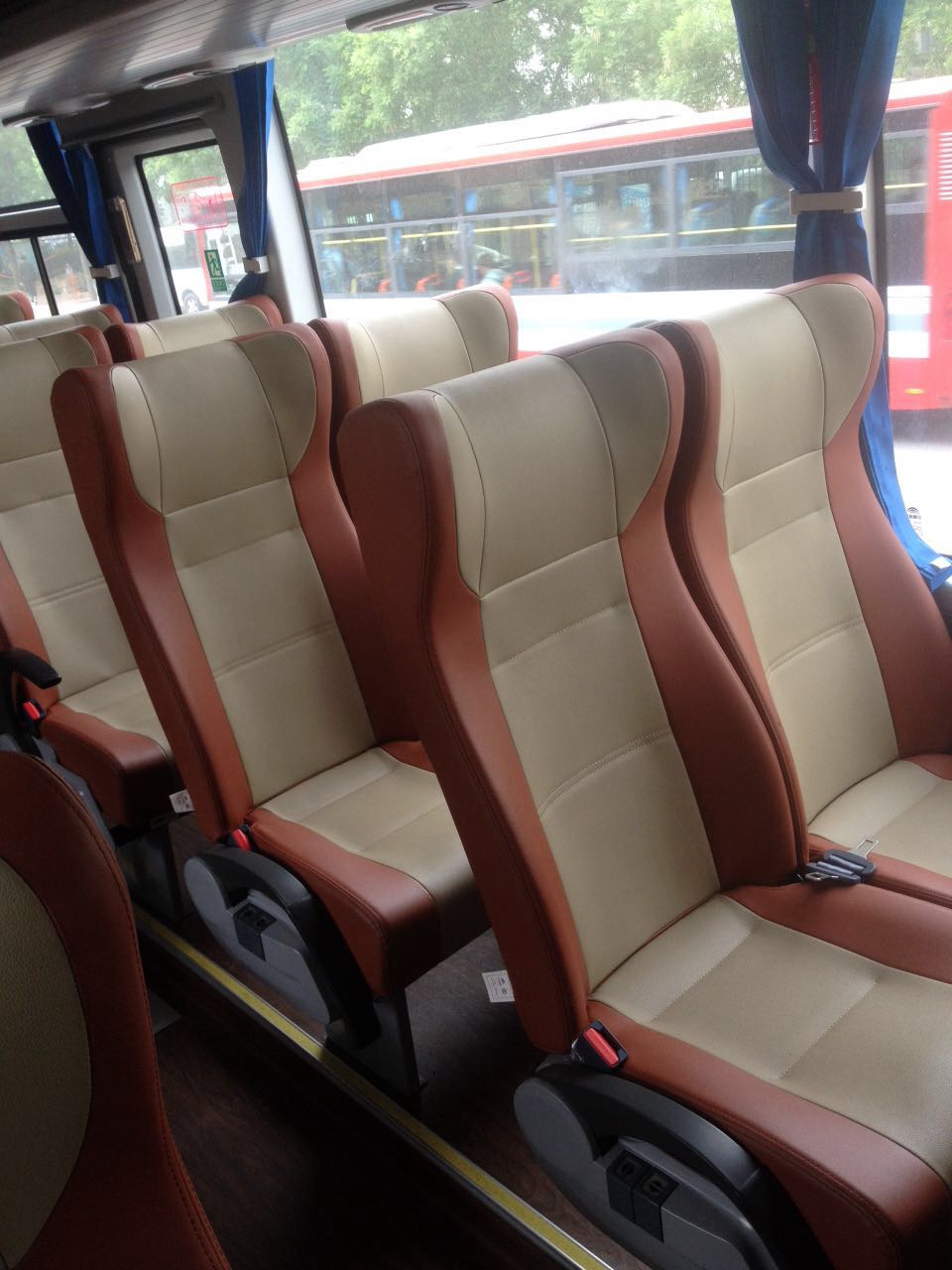 北京大巴車租賃公司